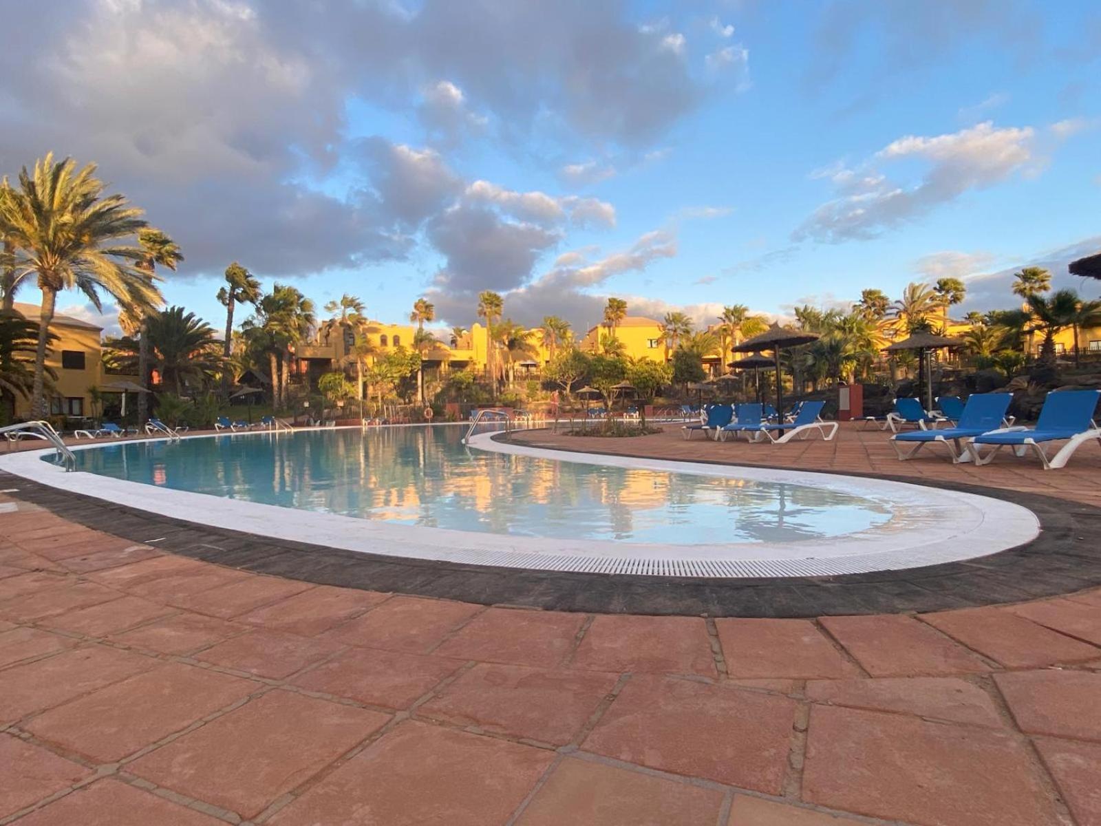 AdamSURFcom Corralejo Exterior foto